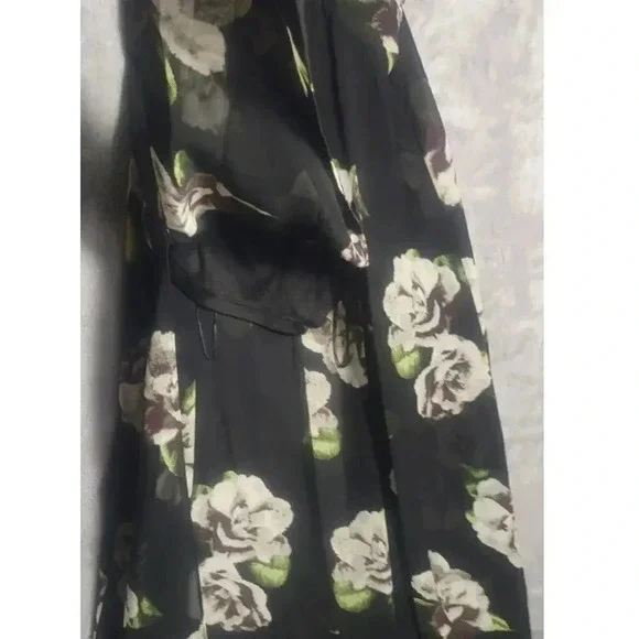 Cotton Candy LA Sheer Floral Maxi Two Slits Built in Romper V Neck - Picture 9 of 9